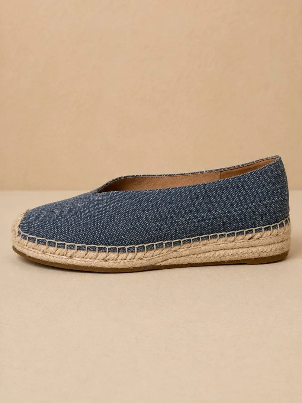 EILEEN FISHER Washed Blue Linen Espadrille Flats | Leather Footbed | Size 9